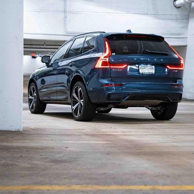 2025 Volvo XC60 Plug-In Hybrid T8 Ultra