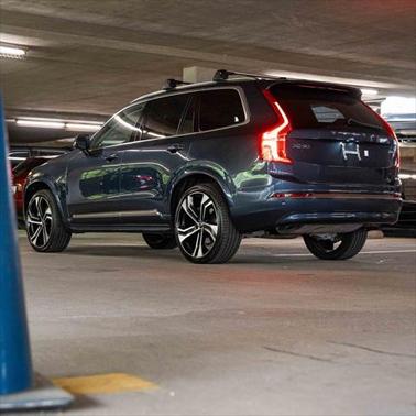 2024 Volvo XC90 B6 Ultimate Bright Theme 7-Seater