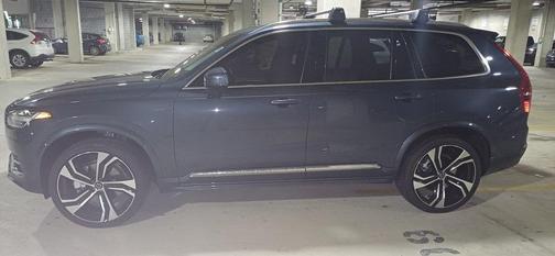 2024 Volvo XC90 B6 Ultimate Bright Theme 7-Seater
