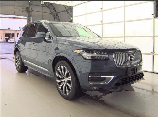2024 Volvo XC90 B6 Plus Bright Theme 7-Seater