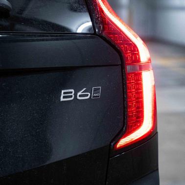 2026 Volvo XC90 Ultra, B6 AWD Gas (mild hybrid), Gasoline, Bright, 6 Seats