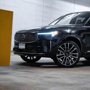 2025 Volvo XC90 B6 Ultra