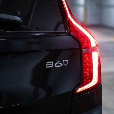 2025 Volvo XC90 B6 Ultra