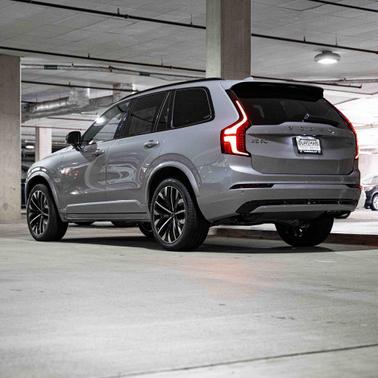 2026 Volvo XC90 B6 Ultra Dark Theme 7-Seater