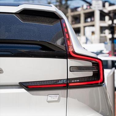2024 Volvo C40 Recharge Pure Electric Twin Plus