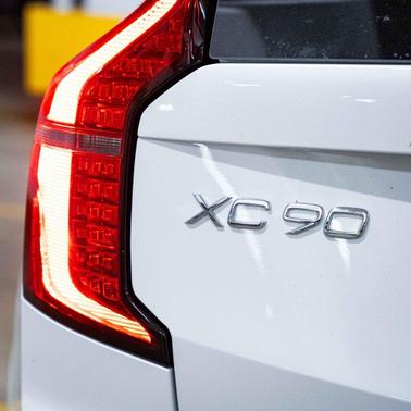 2026 Volvo XC90 B6 Plus 6-Seater