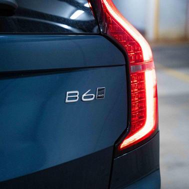 2026 Volvo XC90 Core, B6 AWD Gas (mild hybrid), Gasoline, Bright, 7 Seats