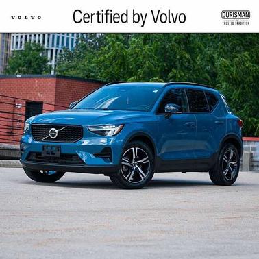 Fjord Blue 2024 Volvo XC40 Core