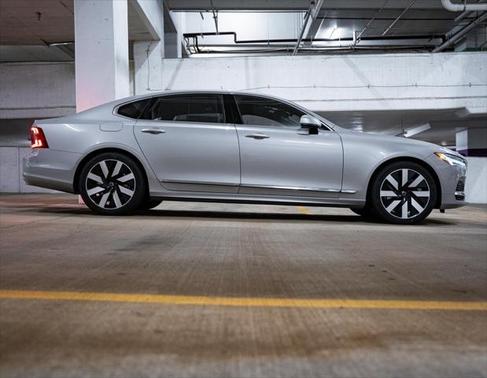 2024 Volvo S90 Recharge Plug-In Hybrid T8 Ultimate