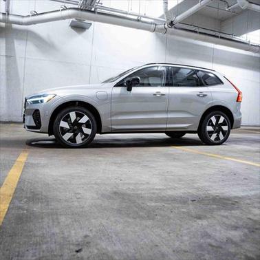 2025 Volvo XC60 Plug-In Hybrid T8 Ultra