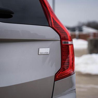 2024 Volvo XC90 Recharge Plug-In Hybrid T8 Ultimate 6-Seater