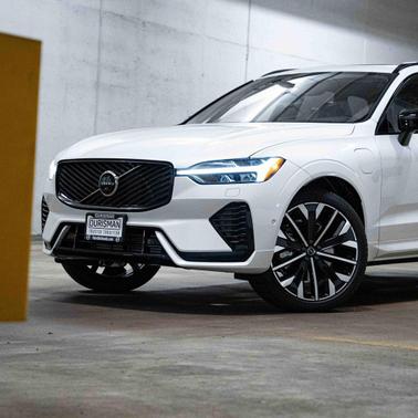2026 Volvo XC60 Plug-In Hybrid T8 Ultra