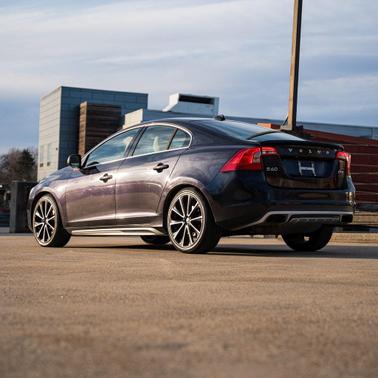 2016 Volvo S60 T5 Drive-E Premier