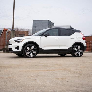 2024 Volvo XC40 Recharge Pure Electric Twin Ultimate