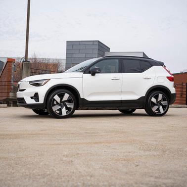 2024 Volvo XC40 Recharge Pure Electric Twin Ultimate