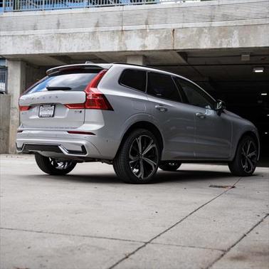 2025 Volvo XC60 B5 Ultra