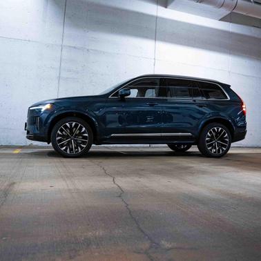 2026 Volvo XC90 B6 Ultra 6-Seater