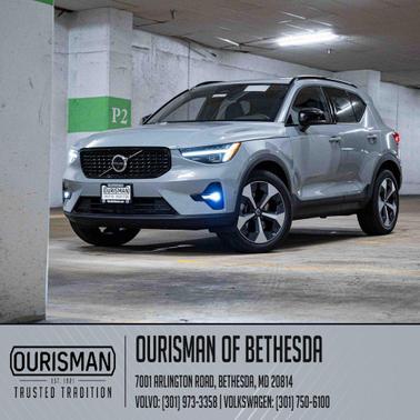 2026 Volvo XC40 B5 Plus