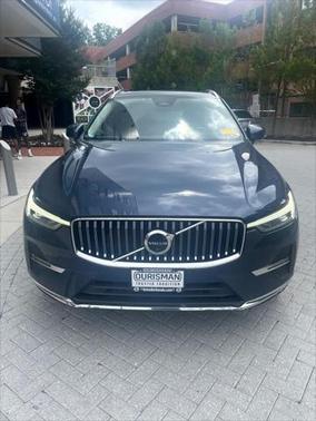 2022 Volvo XC60 B6 Inscription