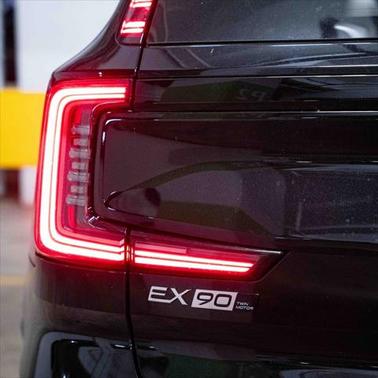 2025 Volvo EX90 Twin Motor Ultra