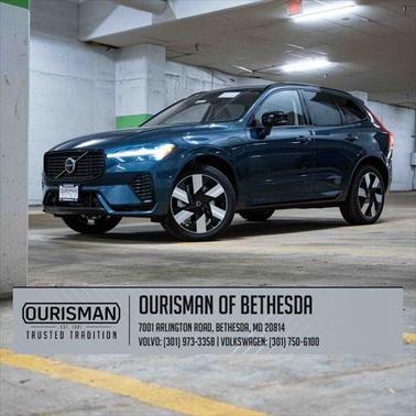 2025 Volvo XC60 Plug-In Hybrid T8 Plus