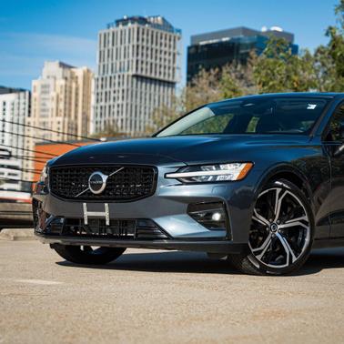 2025 Volvo S60 B5 Core