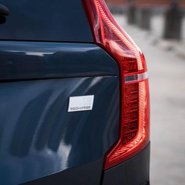 2024 Volvo XC90 Recharge Plug-In Hybrid T8 Plus Bright Theme 7-Seater