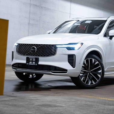 2026 Volvo XC90 B6 Plus 6-Seater