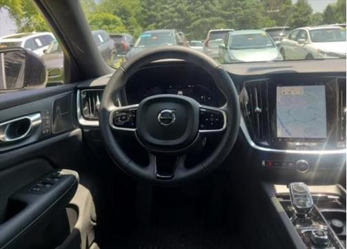2024 Volvo S60 B5 Plus Black Edition