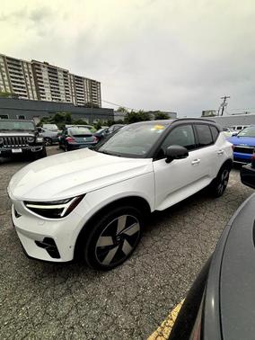2023 Volvo XC40 Recharge Pure Electric Twin Ultimate