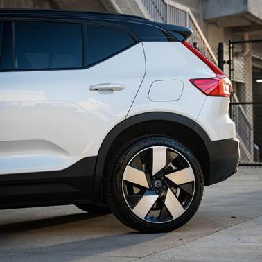 2023 Volvo XC40 Recharge Pure Electric Twin Ultimate