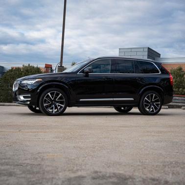 2024 Volvo XC90 B6 Plus Bright Theme 7-Seater