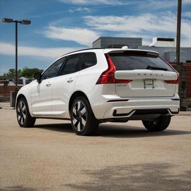 2023 Volvo XC60 Recharge Plug-In Hybrid T8 Plus Dark Theme