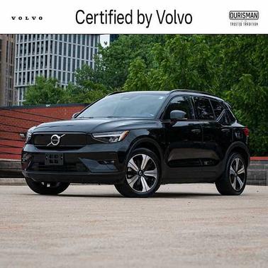 Onyx Black 2023 Volvo XC40 Plus