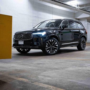 2026 Volvo XC90 Plug-In Hybrid T8 Plus 7-Seater