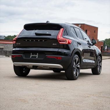 2024 Volvo XC40 B5 Plus Bright Theme