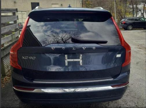 2023 Volvo XC90 Recharge Plug-In Hybrid T8 Plus 6-Seater