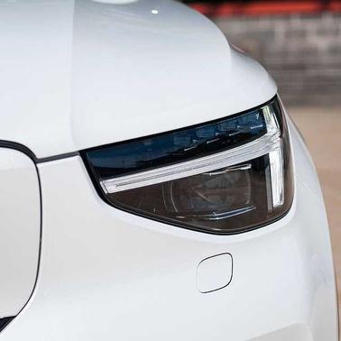 Crystal White 2023 Volvo C40 Recharge Pure Electric Ultimate