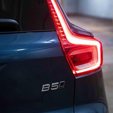 2026 Volvo XC40 B5 Ultra