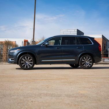 2025 Volvo XC90 Plus