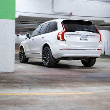 2026 Volvo XC90 Plus, B6 AWD Gas (mild hybrid), Gasoline, Bright, 6 Seats