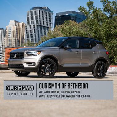 2022 Volvo XC40 T5 R-Design