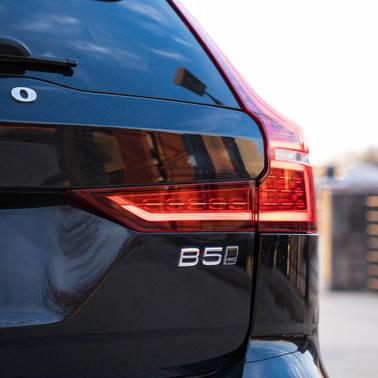 2023 Volvo V60 Cross Country B5 Plus