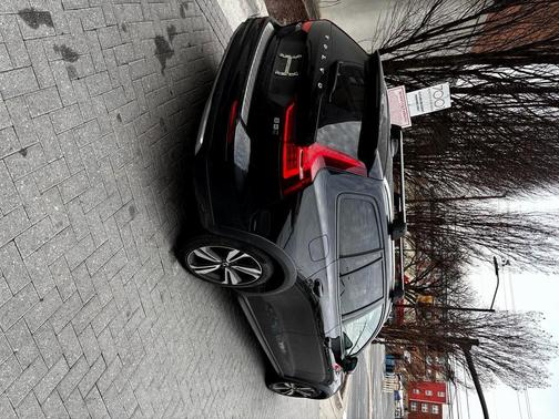 2023 Volvo V60 Cross Country B5 Plus