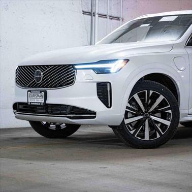 2025 Volvo XC90 Plug-In Hybrid T8 Core 7-Seater
