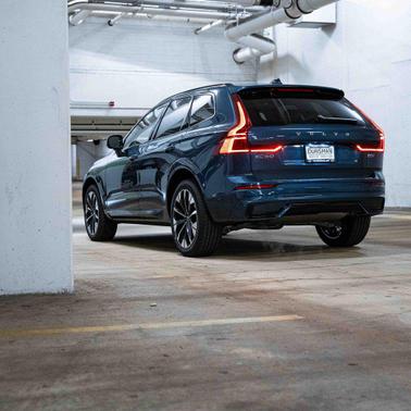 2026 Volvo XC60 B5 Ultra