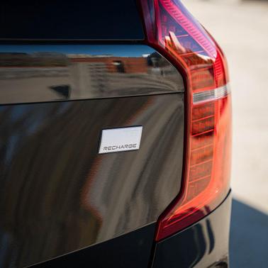 2024 Volvo XC90 Recharge Plug-In Hybrid T8 Ultimate 6-Seater