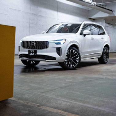 2026 Volvo XC90 B6 Plus 7-Seater