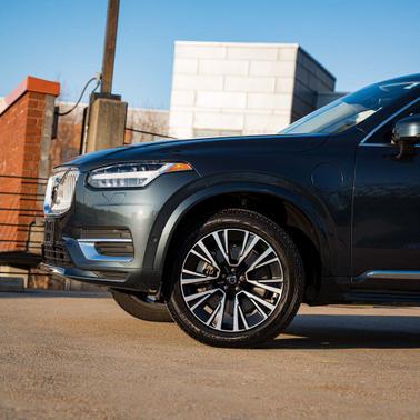 2025 Volvo XC90 Plug-In Hybrid T8 Plus 7-Seater