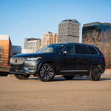 2025 Volvo XC90 Plug-In Hybrid T8 Plus 7-Seater